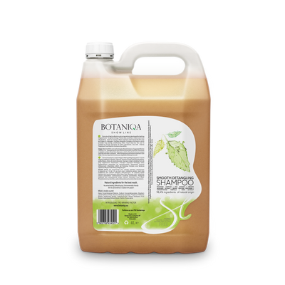 BOTANIQA Smooth Detangling Shampoo Gladmakende behandeling voor langharige honden 4l
