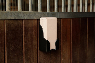 Kerbl Delizia steenzout paardenlikker, doos à 4 st. x 2 kg